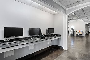 Executive Inn - Fort Lee