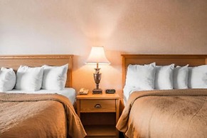 Quality Inn Pittsburgh Airport