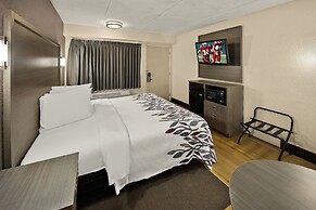 Red Roof Inn Chapel Hill - UNC