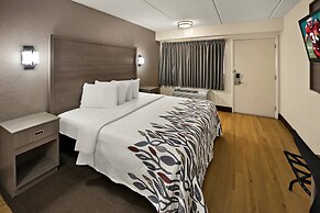 Red Roof Inn Chapel Hill - UNC