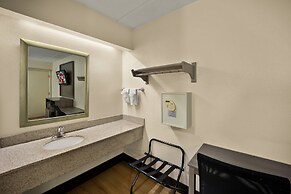 Red Roof Inn Chapel Hill - UNC