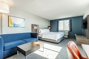 Holiday Inn Express Philadelphia - Penns Landing by IHG