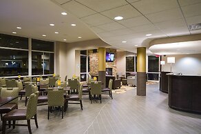 Holiday Inn Express Philadelphia - Penns Landing by IHG
