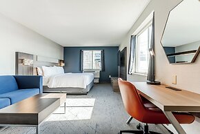 Holiday Inn Express Philadelphia - Penns Landing by IHG