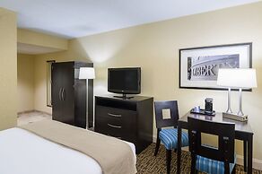 Holiday Inn Express Philadelphia - Penns Landing by IHG