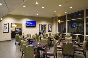 Holiday Inn Express Philadelphia - Penns Landing by IHG
