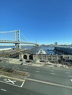 Holiday Inn Express Philadelphia - Penns Landing by IHG