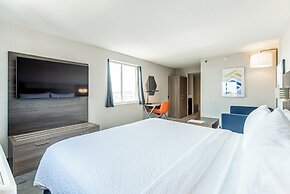 Holiday Inn Express Philadelphia - Penns Landing by IHG