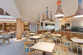 Sheraton Fiji Golf & Beach Resort