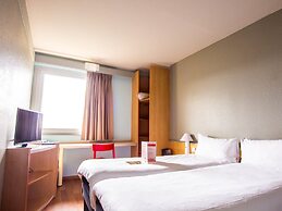 ibis Colmar Est