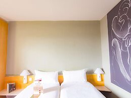 ibis Colmar Est