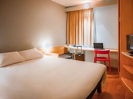 ibis Colmar Est