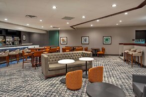 DoubleTree by Hilton Lansing