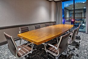 DoubleTree by Hilton Lansing