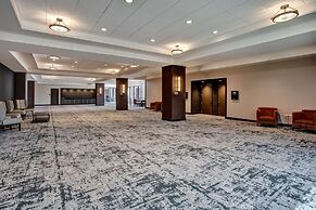 DoubleTree by Hilton Lansing