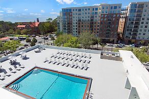 Holiday Inn Gainesville - University Center, an IHG Hotel