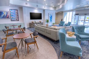 Holiday Inn Gainesville - University Center by IHG