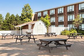 Travelodge by Wyndham Sydney