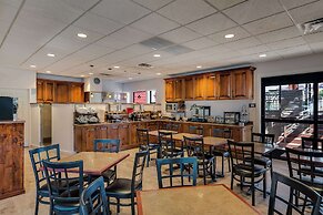 Best Western Plus Canyonlands Inn