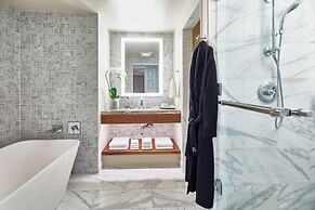 Renaissance Dallas Hotel