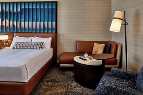 Renaissance Dallas Hotel