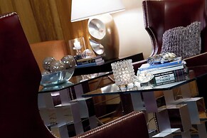 Renaissance Dallas Hotel