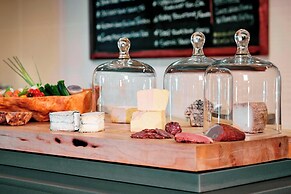 Renaissance Dallas Hotel