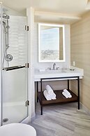 Renaissance Dallas Hotel