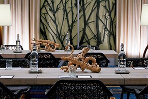 Renaissance Dallas Hotel