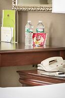 DoubleTree by Hilton Boston - Milford