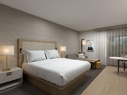 DoubleTree by Hilton Boston - Milford