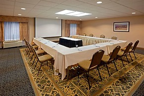 DoubleTree by Hilton Boston - Milford