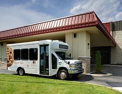 DoubleTree by Hilton Detroit - Dearborn