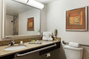 DoubleTree by Hilton Detroit - Dearborn