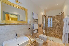 Hotel Savoia & Jolanda