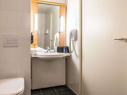 Ibis Paris Meudon Velizy