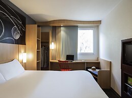 Ibis Paris Meudon Velizy