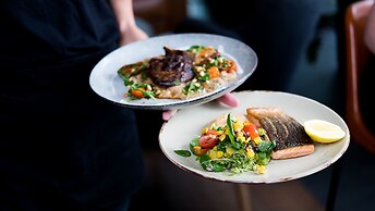 Holiday Inn Perth City Centre by IHG