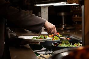 Holiday Inn Perth City Centre by IHG