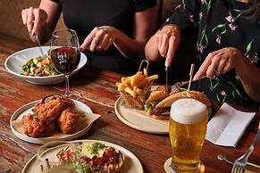 Holiday Inn Perth City Centre by IHG