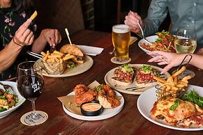 Holiday Inn Perth City Centre by IHG