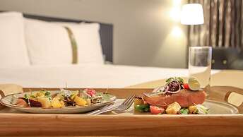 Holiday Inn Perth City Centre by IHG
