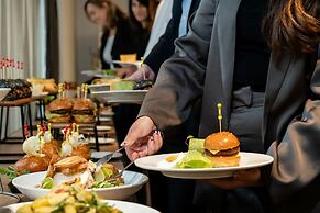 Holiday Inn Perth City Centre by IHG