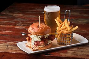 Holiday Inn Perth City Centre by IHG