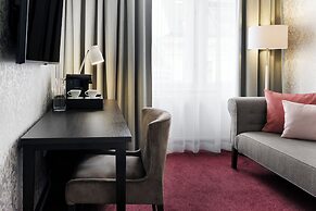 Hotel Rathauspark Wien - Handwritten Collection