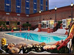 The Hotel At Auburn University