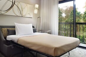 Courtyard by Marriott Raleigh/Cary