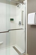 Courtyard by Marriott Raleigh/Cary