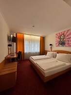 Centro Hotel Mondial Munchen Trademark Collection by Wyndham