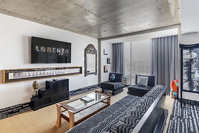 Lorenzo Hotel Dallas, Tapestry Collection by Hilton